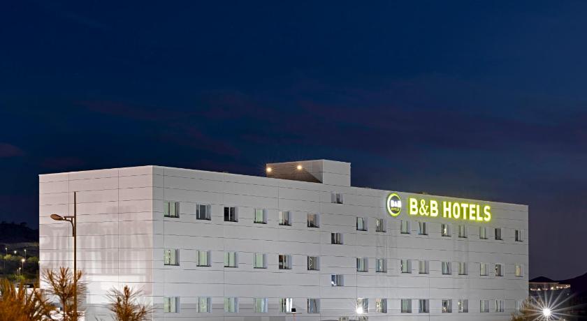 B&B HOTEL Benidorm Finestrat
