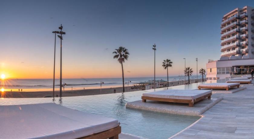 Cadiz Bahia by QHotels