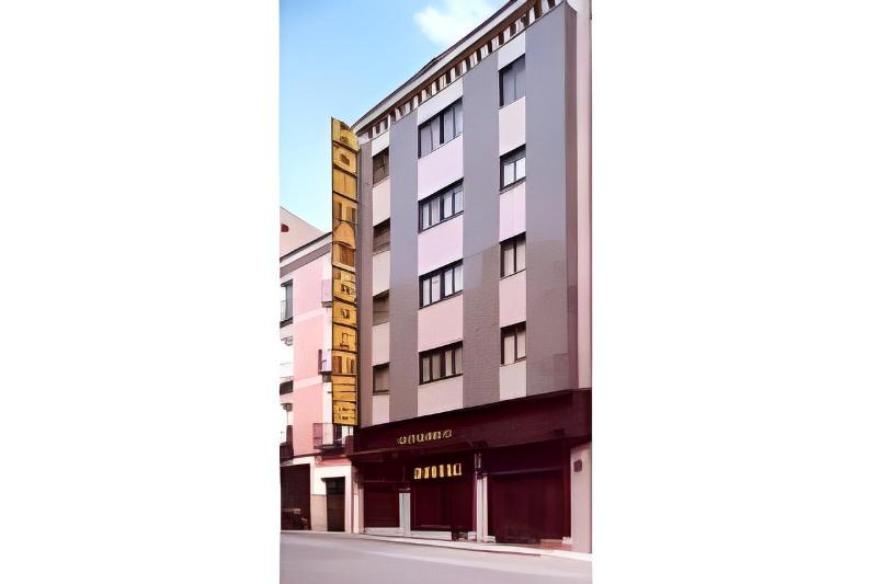 Hostal Cortes