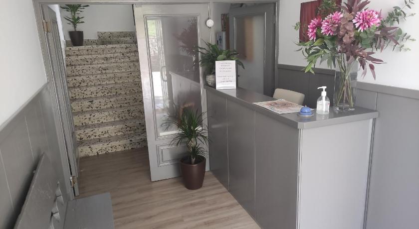 Hostal Cruce