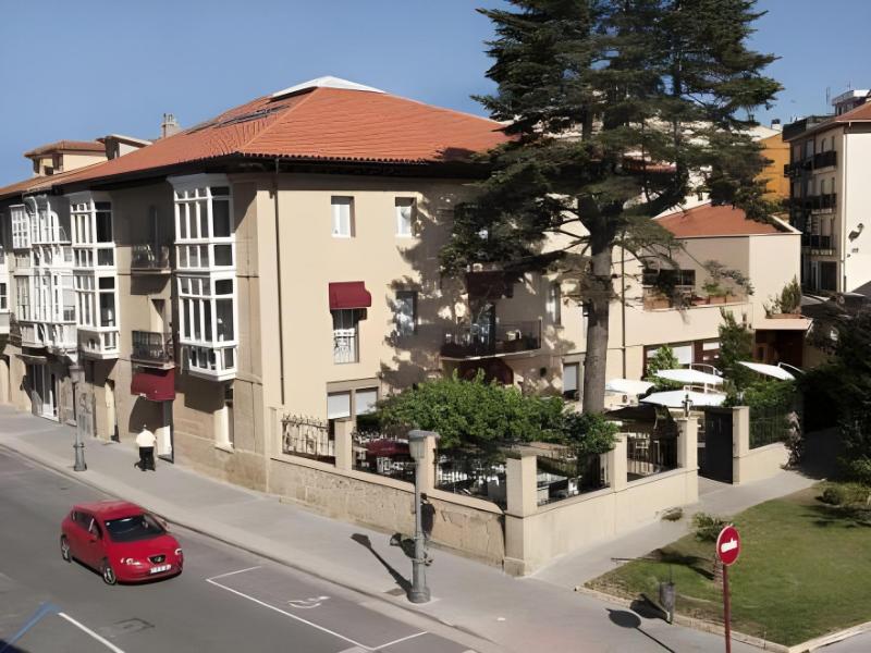 Hotel Arrope