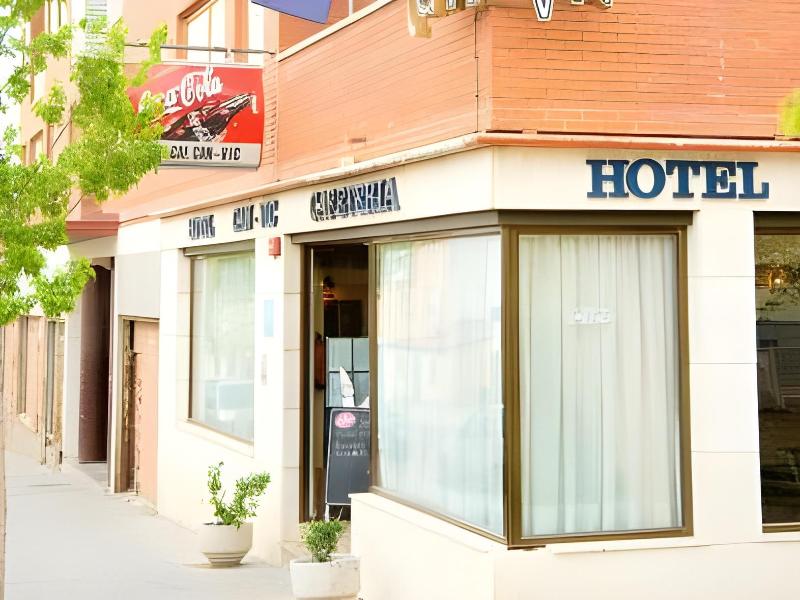 Hotel Can-Vic