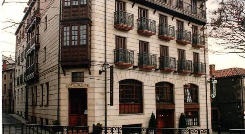 Hotel Covaleda Soria