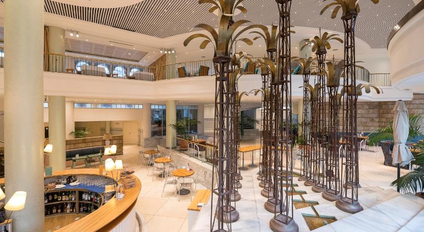 Hotel Playa Victoria