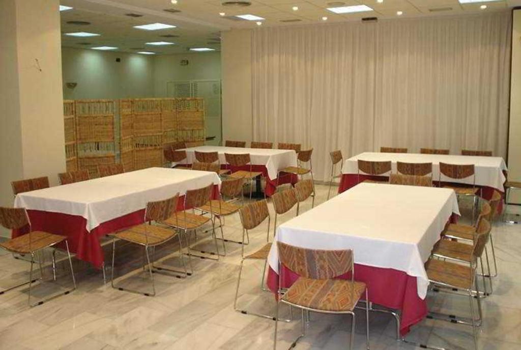 Hotel Sevilla Suites