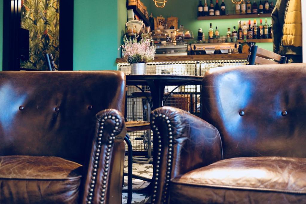 Winederful Hostel & Cafe